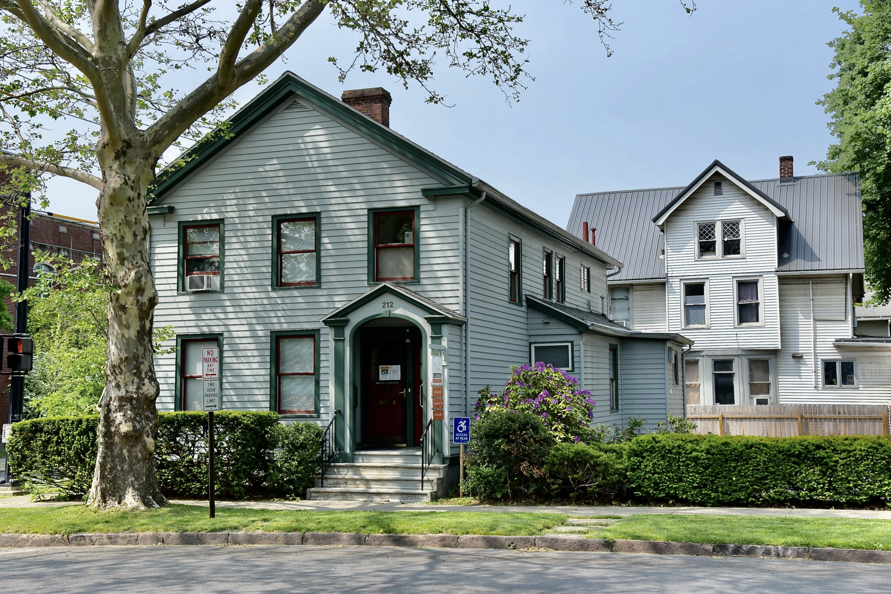 Property main image